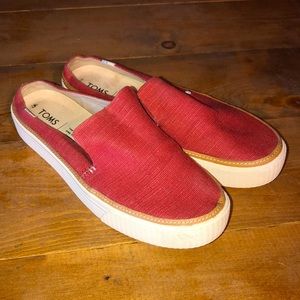 Tom's Canvas Slip on Sneakers